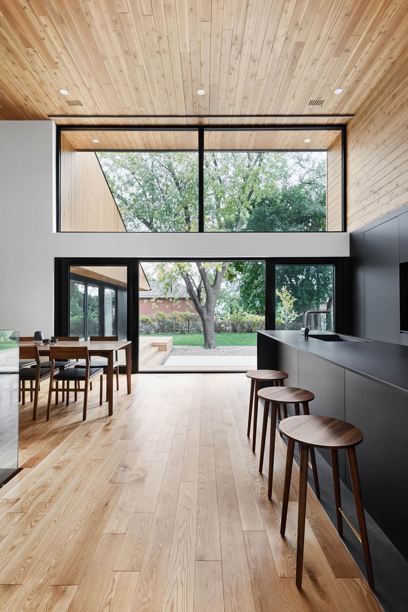 Centralized Audio Systems - Smart Homes Experts